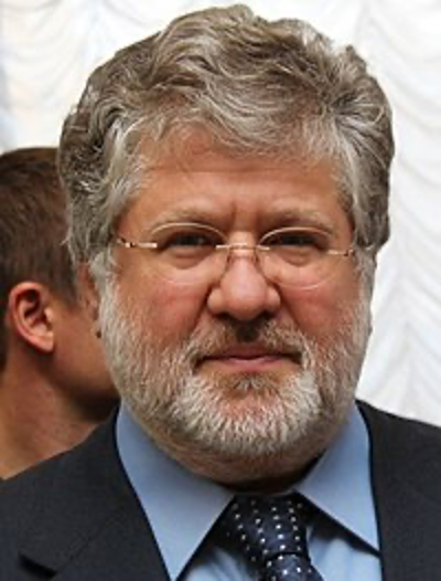 A person with a beard and glasses

AI-generated content may be incorrect.