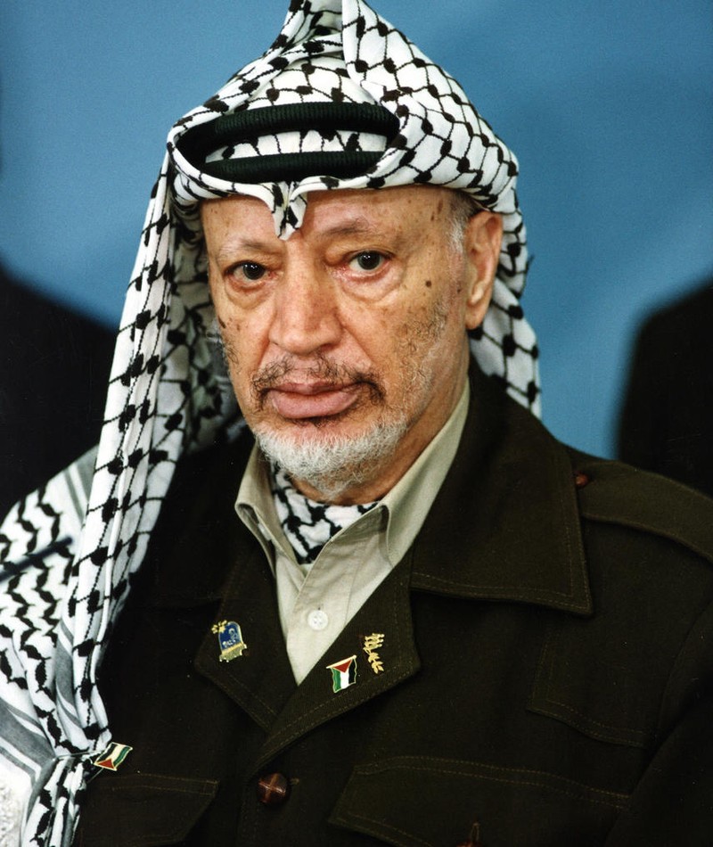 A person wearing a keffiyeh
AI-generated content may be incorrect.