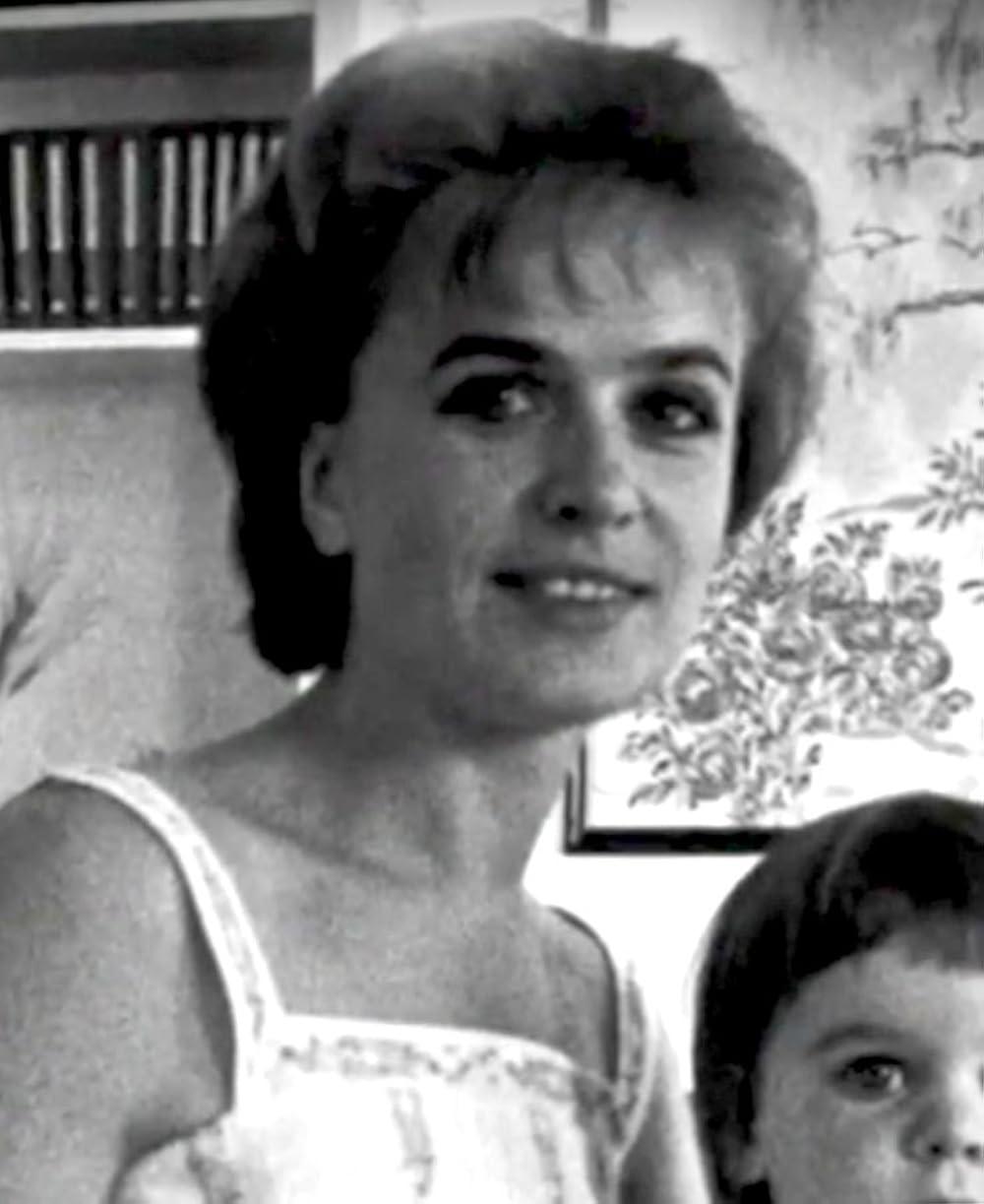 A person and child in a room

AI-generated content may be incorrect.