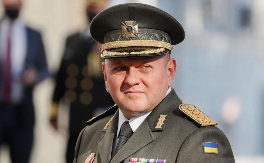 A person in a military uniform

AI-generated content may be incorrect.