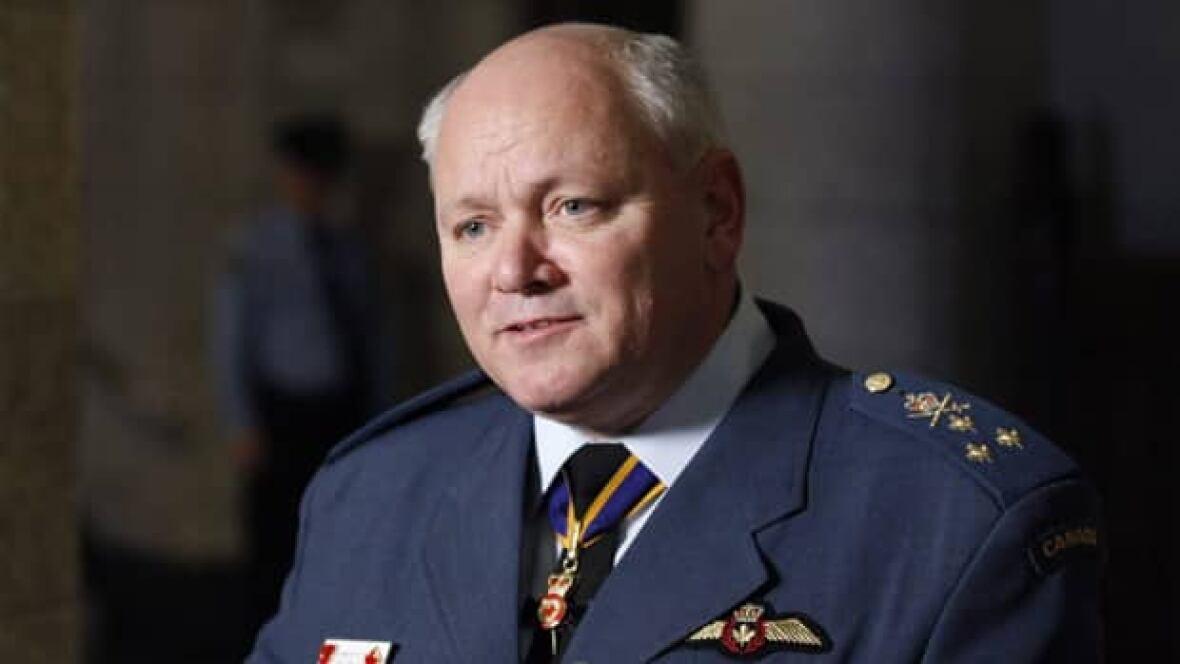 A person in a uniform

AI-generated content may be incorrect.