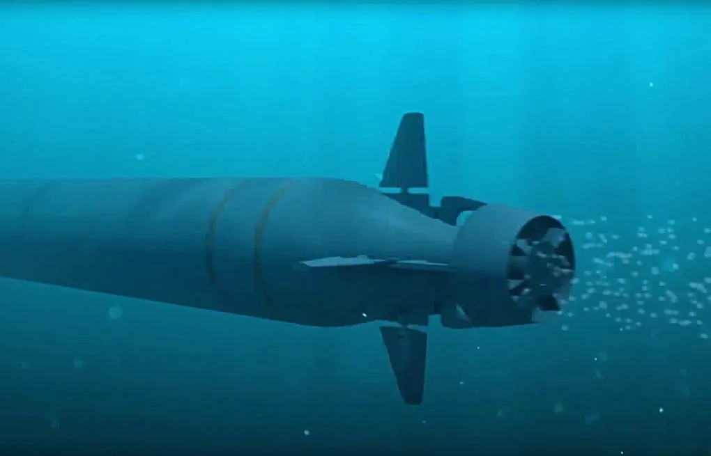 A submarine under water with propeller

AI-generated content may be incorrect.