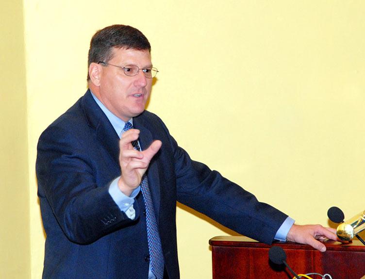 Former Iraq weapons inspector Scott Ritter speaks at RCSI - Royal College  of Surgeons in Ireland