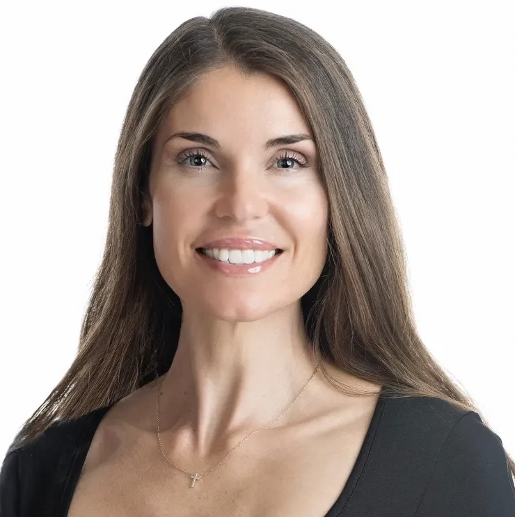 A person smiling at camera

AI-generated content may be incorrect.