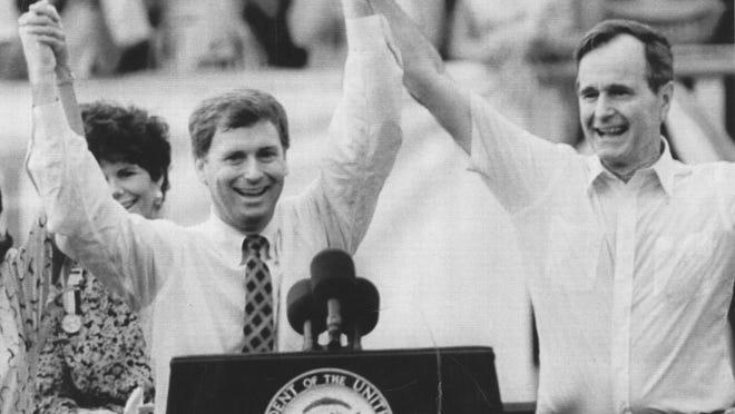 Dan Quayle on George H.W. Bush: 'The greatest one-term president of all  time'