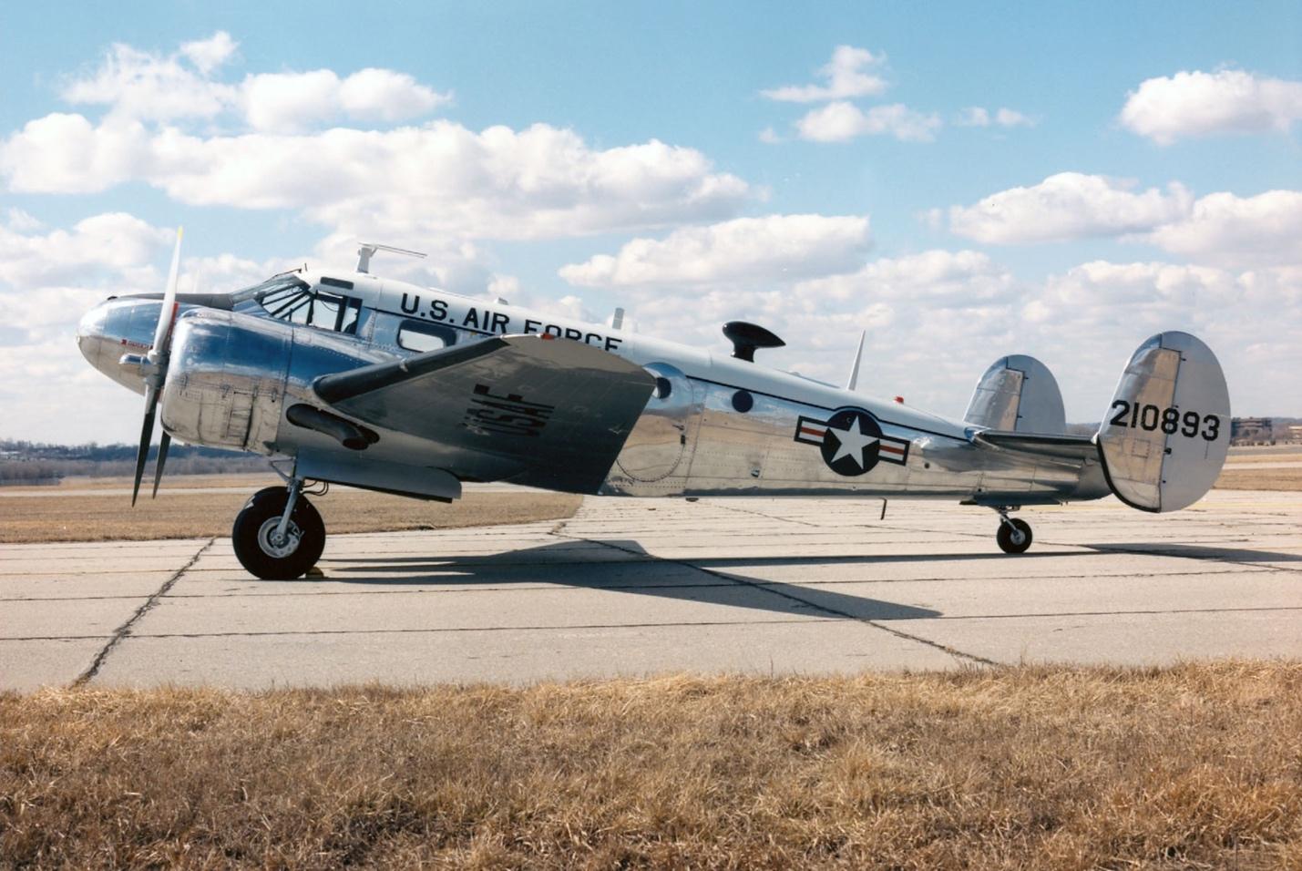 Beech C-45H Expeditor > National Museum of the United States Air Force >  Display