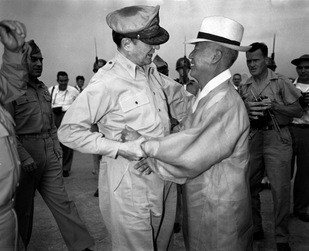 Syngman Rhee and Douglas MacArthur : r/coldwar