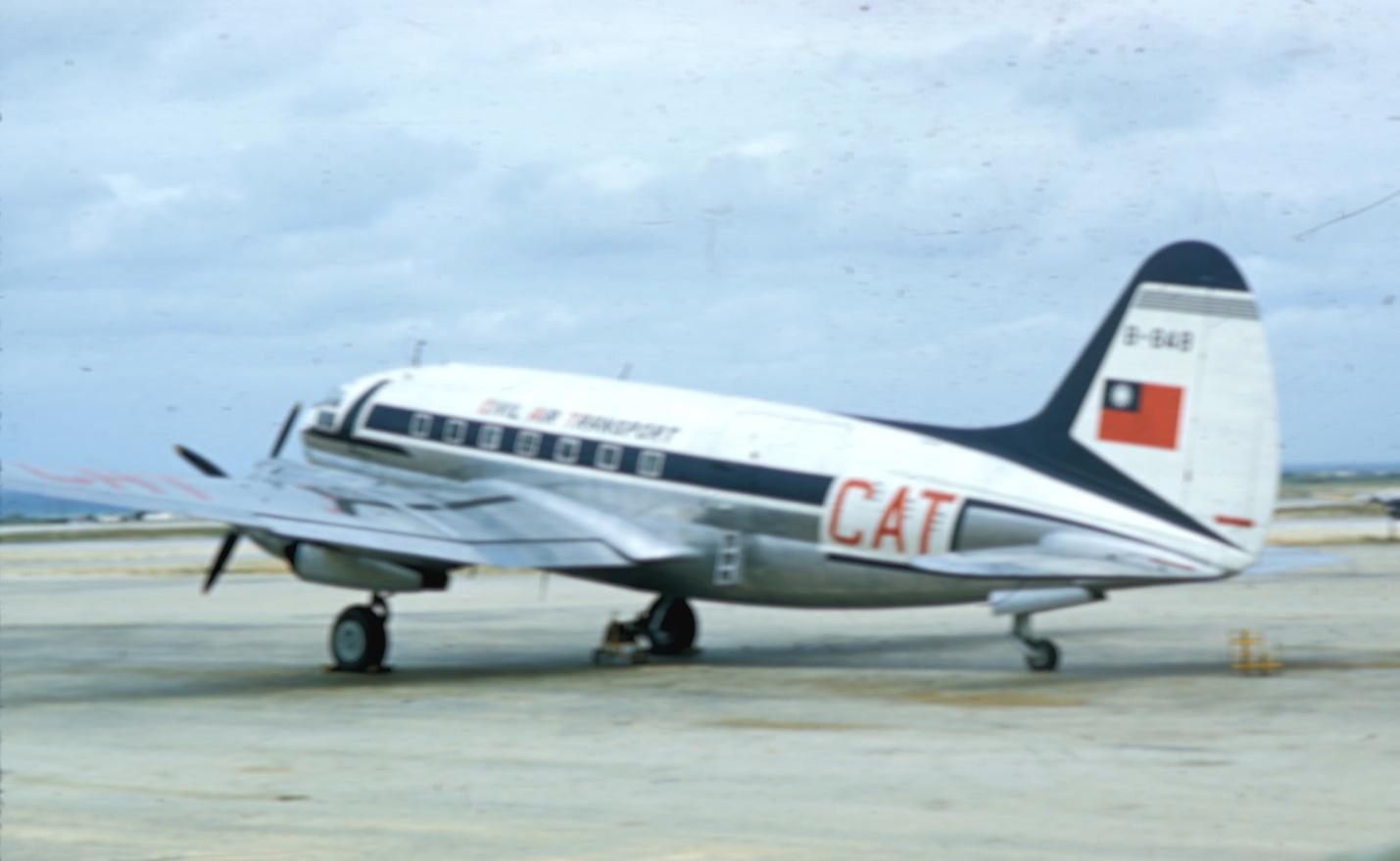 A close-up of a plane

AI-generated content may be incorrect.