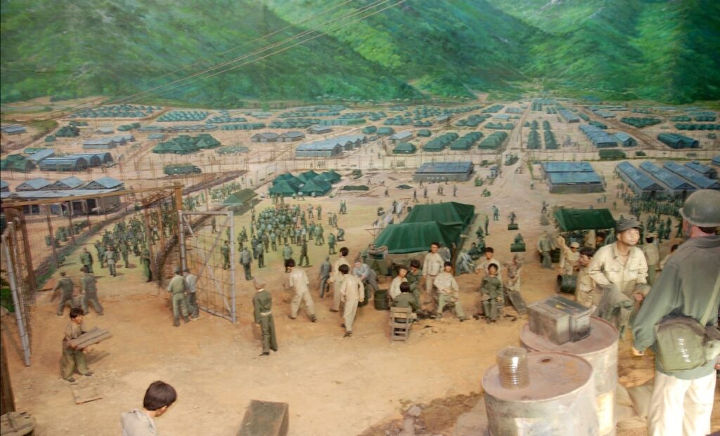 A group of people in military uniforms
AI-generated content may be incorrect.