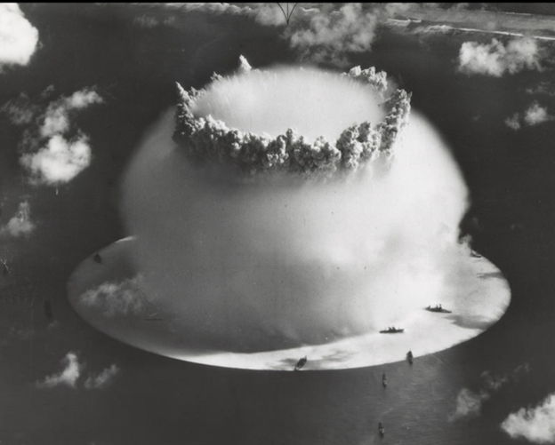 A nuclear explosion in the ocean
AI-generated content may be incorrect.