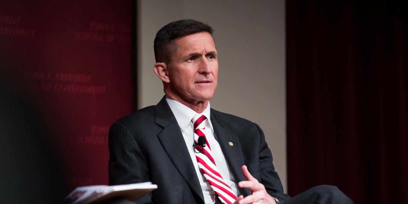 Michael Flynn, the Ex-Pentagon Spy Who Supports Trump