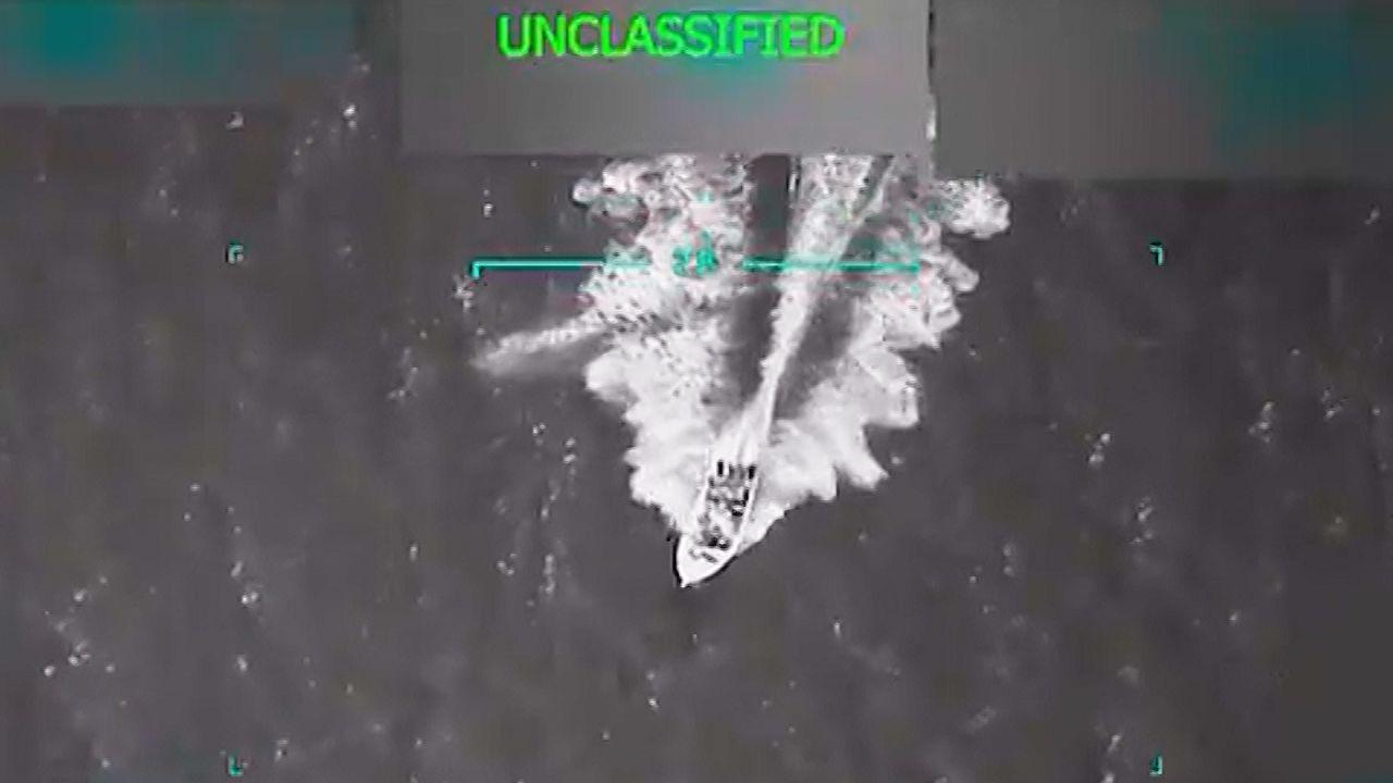 A boat in the water

AI-generated content may be incorrect.
