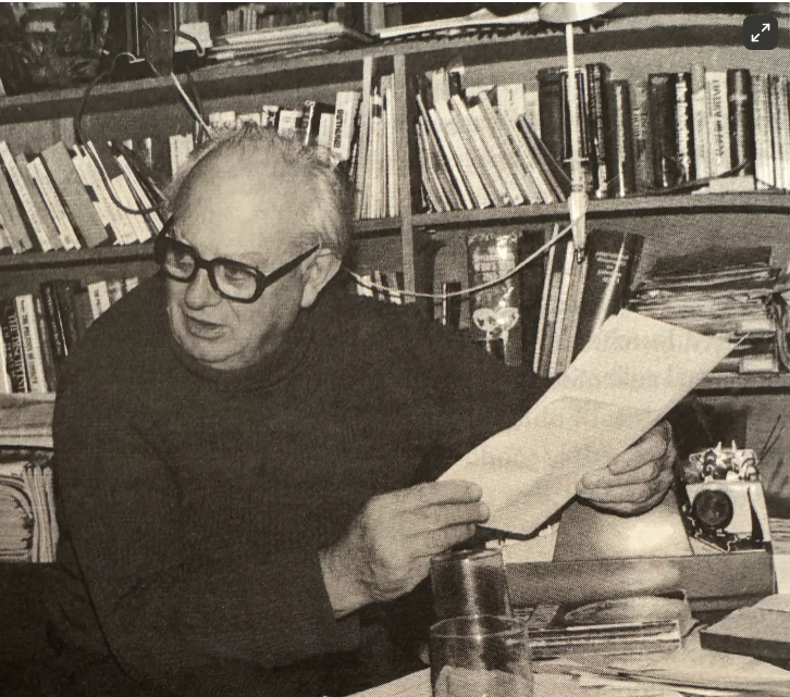 Favourite Journalists: Wilfred Burchett - Deshabhimani