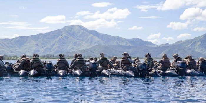 Marines amphibious landing in Philippines