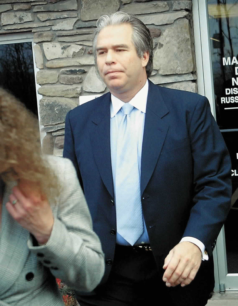 Tony Rodham, Hillary Clinton's youngest brother, dies – Scranton  Times-Tribune