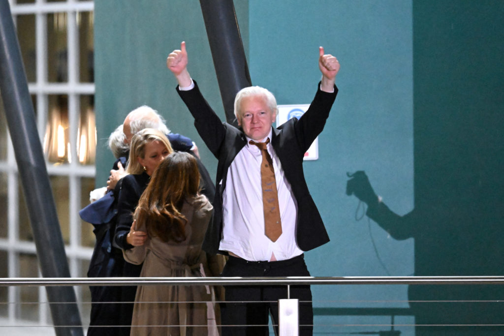 WikiLeaks founder Julian Assange returns to Australia a free man after U.S.  legal saga ends | PBS News